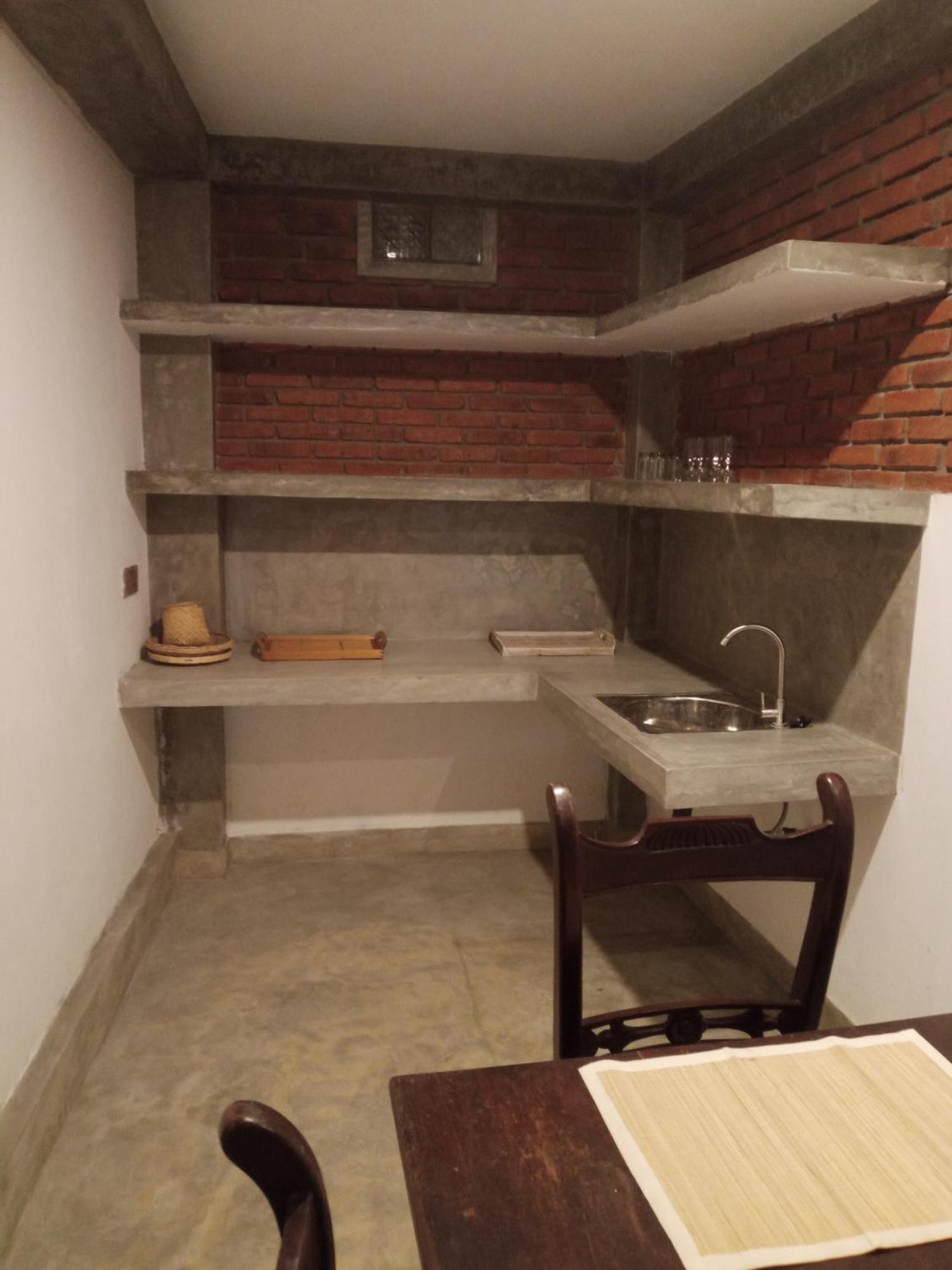 Hotel The Brick Wonder à Habaraduwa Central Extérieur photo